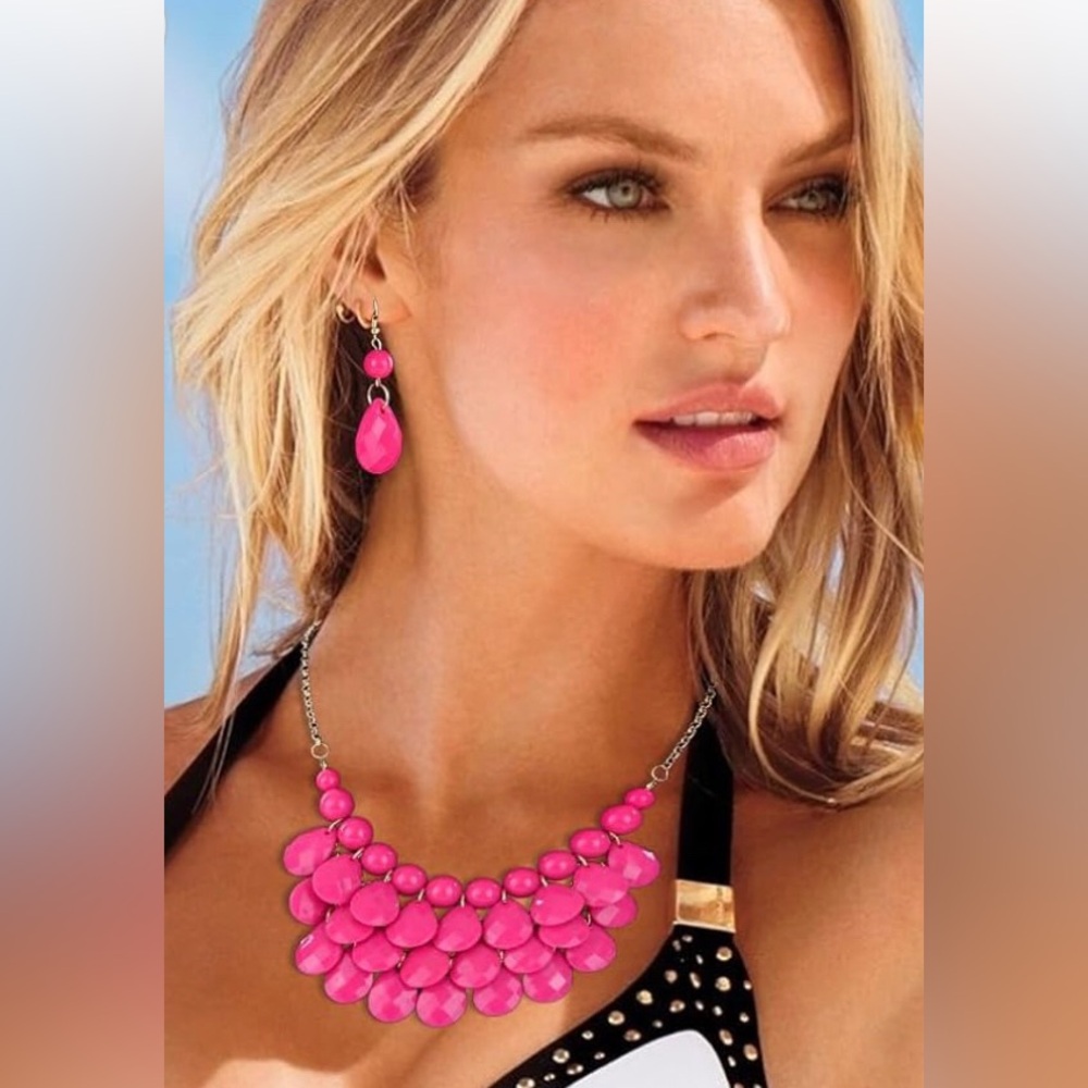 2for$20🟠Elegant Pink Statement Necklace